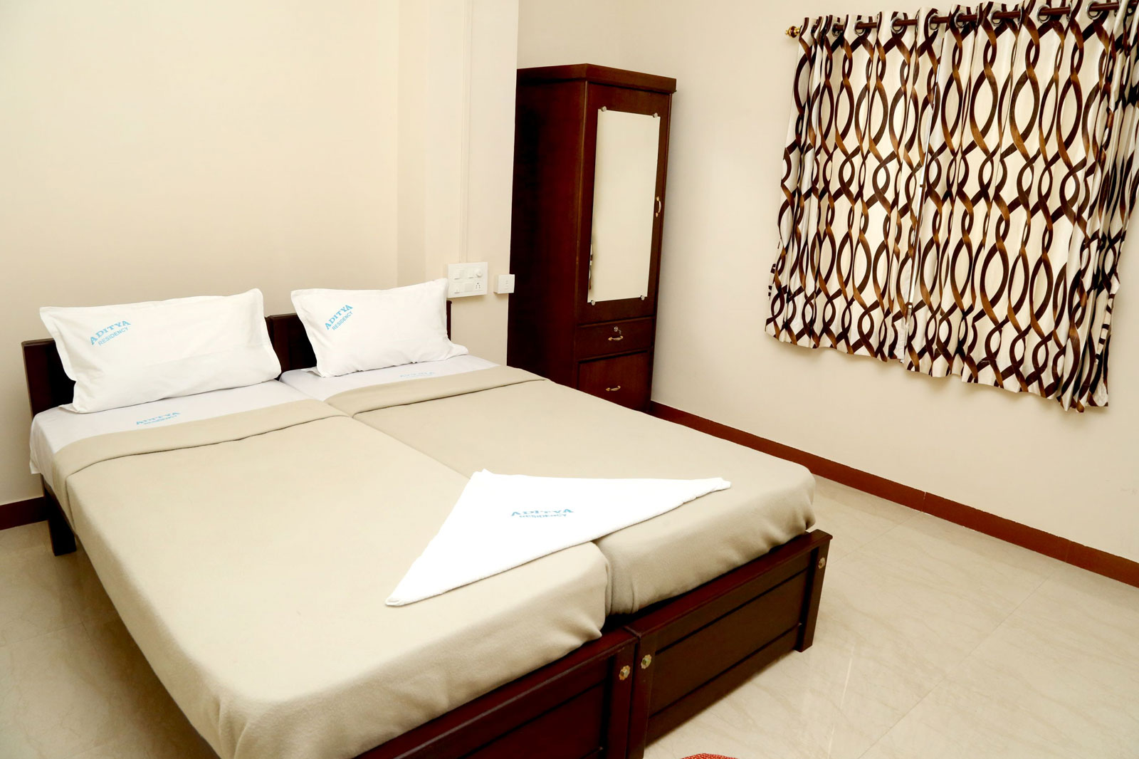 Compact Double Room A/C